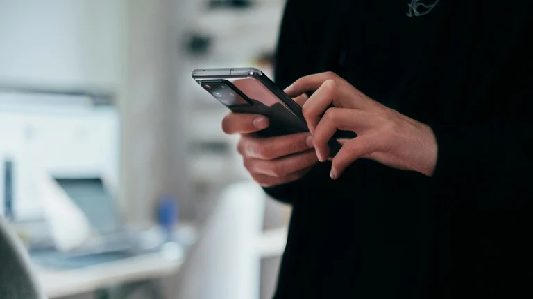 Dating-appen Raw Eksponerer Brukerdata, Inkludert Posisjon og Seksuelle Preferanser Dating-appen Raw Eksponerer Brukerdata, Inkludert Posisjon og Seksuelle Preferanser