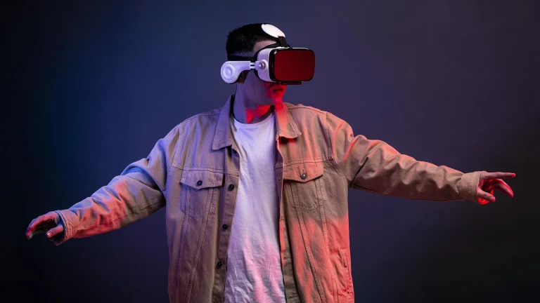 Oppgangen av VR-raves og digital narkotikakultur Oppgangen av VR-raves og digital narkotikakultur